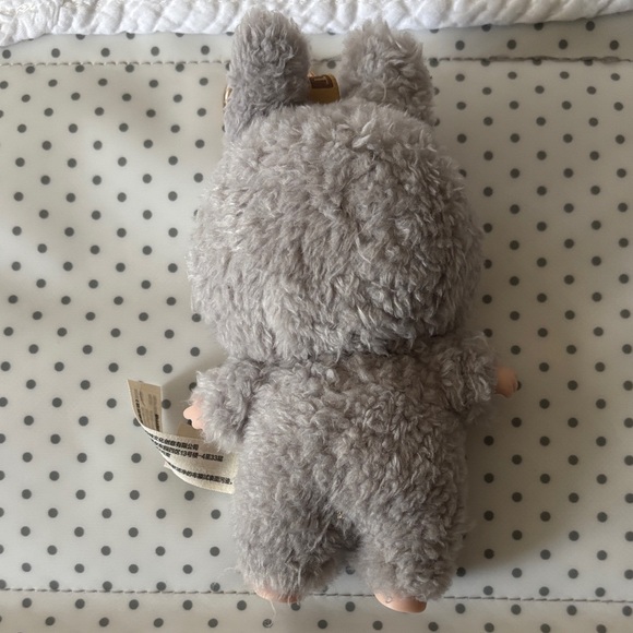 Pop Mart Macaron Grey Labubu - Picture 3 of 10